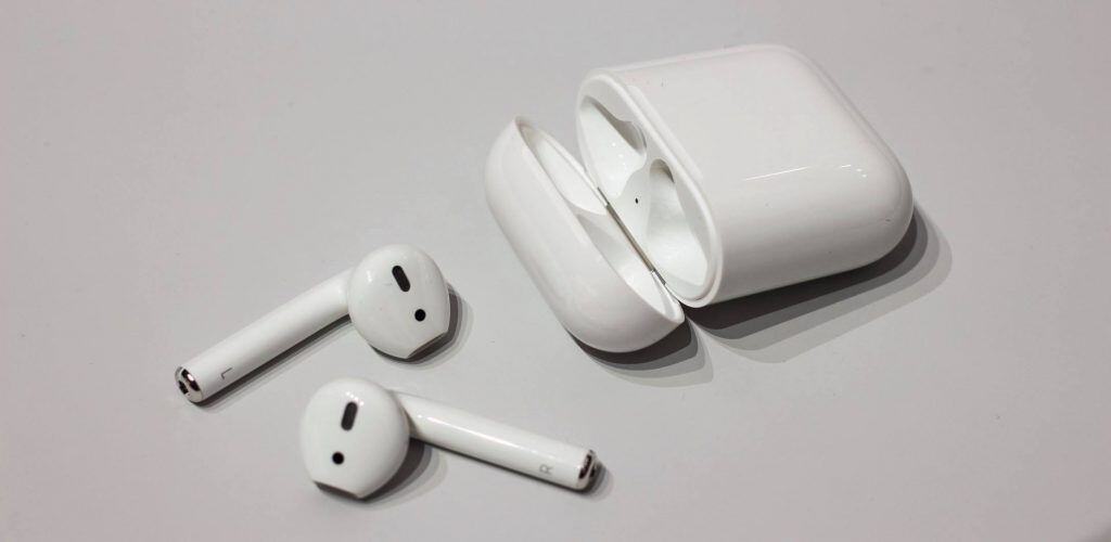 Apple AirPods - Are They Really That Good? 1