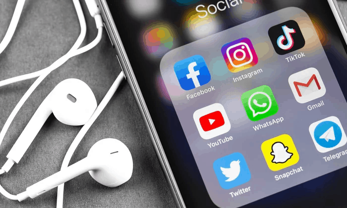 social media platforms on a phone